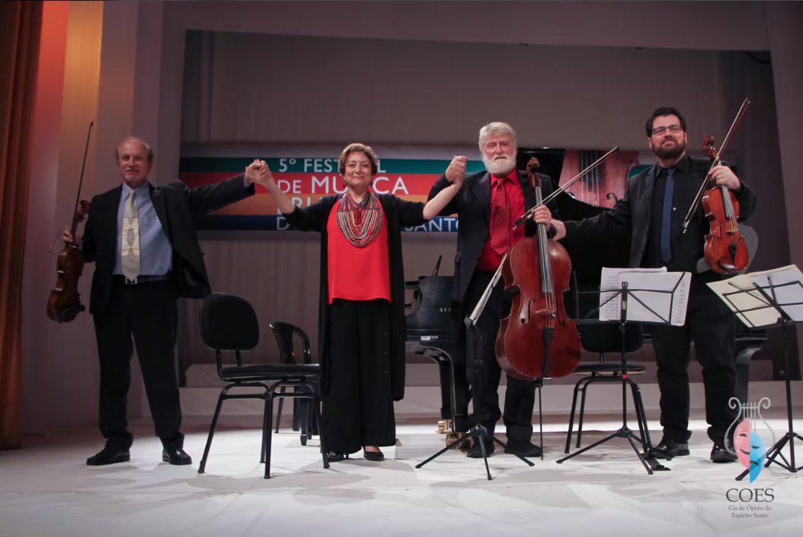 Quarteto Lindarte, com Michel Bessler, Linda Bustani, David Chew e Bernardo Fantini