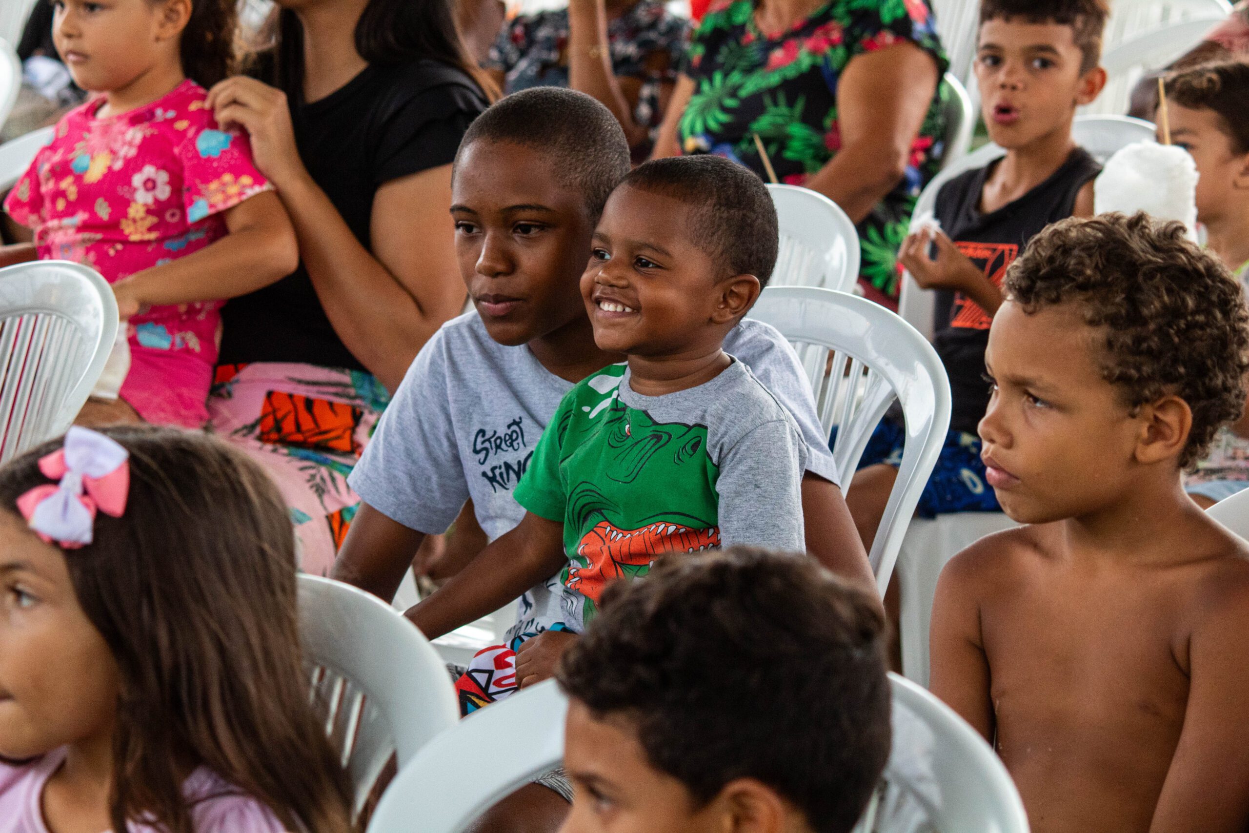 Apresentação da Série Ópera nos Bairros, com o espetáculo Rossini por um fio, no Quilombo Graúna, em Itapemirim