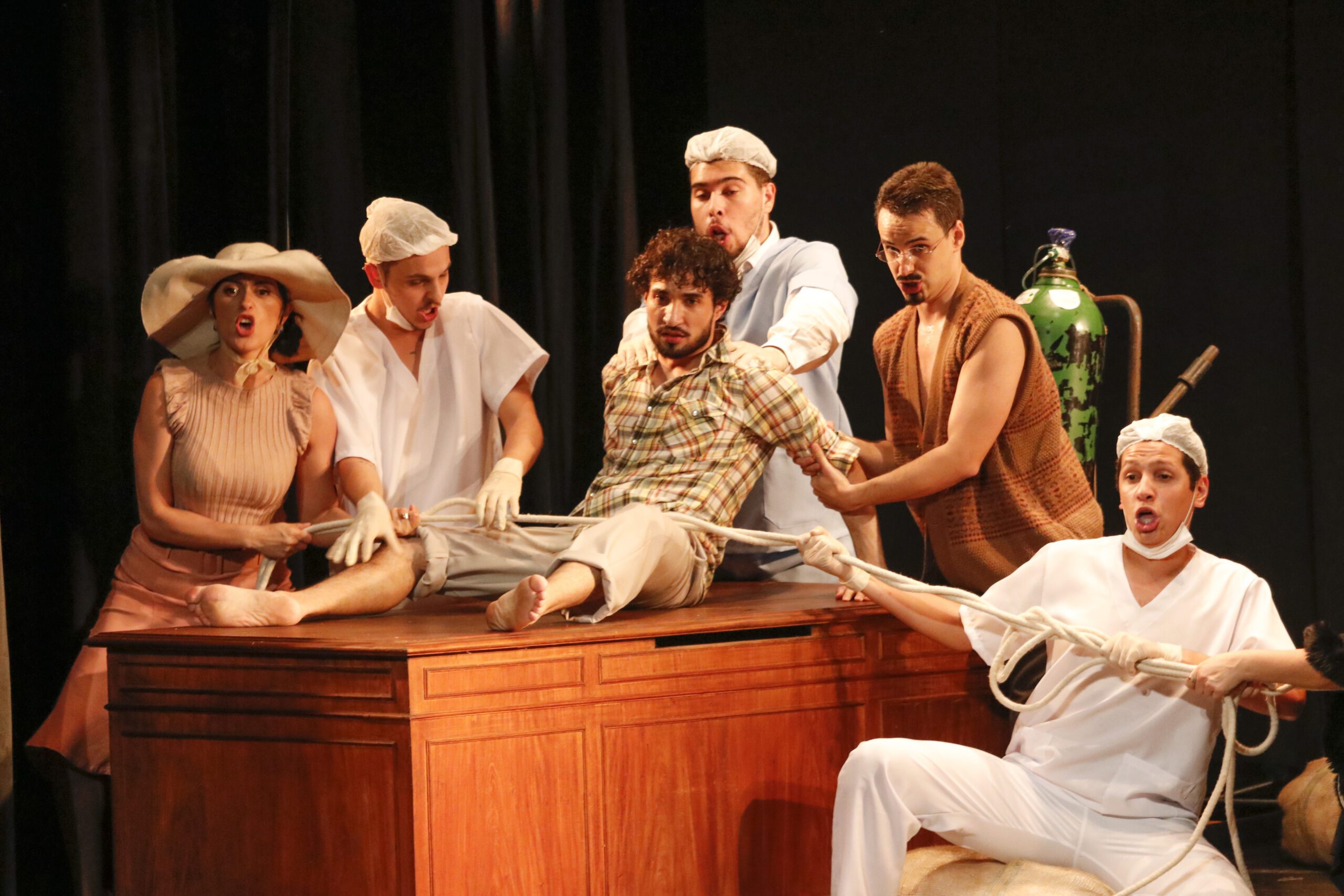 Parte do elenco da sexta edição do Vitória Ópera Estúdio, em 2025